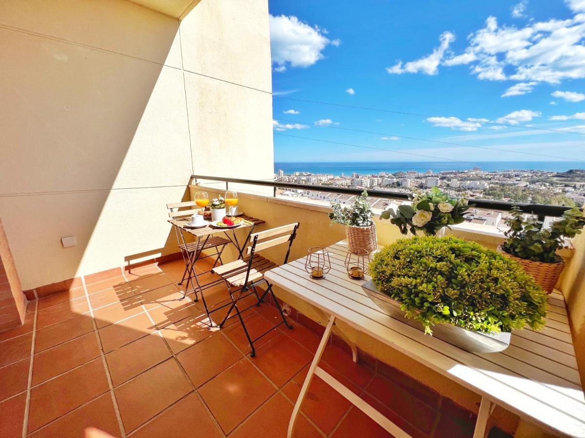 797 Holiday Rentals - Precioso piso para 6 con vista al mar 180 grados Benalmádena Exterior foto